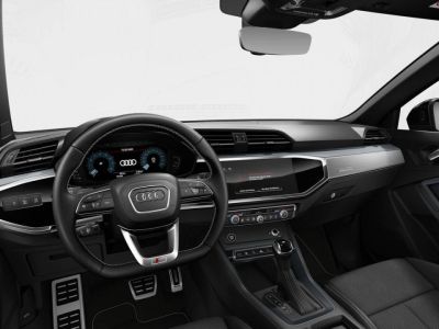 Audi Q3 35 TFSI 150 ch S tronic 7 S line   - 3