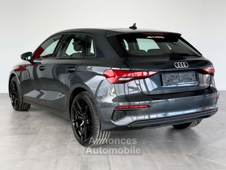 Audi A3 Sportback 20TDi 1ERPRO COCKPIT JANTES19 CUIR PDC - 4