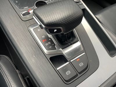Audi Q5 55 tfsi e 367 s tronic 7 quattro line hybride rechargeable avec toit ouvrant audio bang and olufsen   - 14