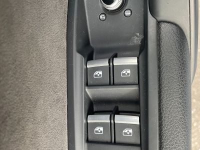 Audi Q5 55 tfsi e 367 s tronic 7 quattro line hybride rechargeable avec toit ouvrant audio bang and olufsen   - 31