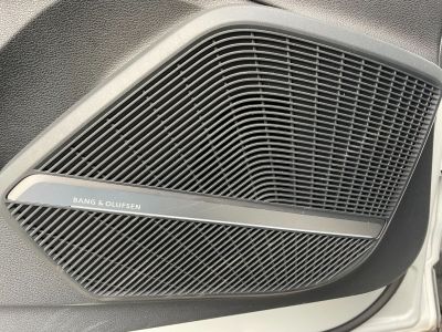 Audi Q5 55 tfsi e 367 s tronic 7 quattro line hybride rechargeable avec toit ouvrant audio bang and olufsen   - 33