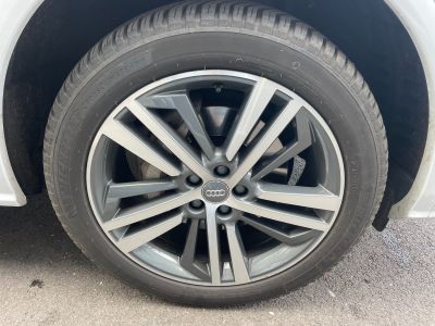 Audi Q5 55 tfsi e 367 s tronic 7 quattro line hybride rechargeable avec toit ouvrant audio bang and olufsen   - 41