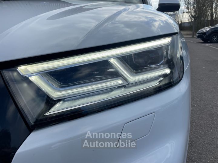Audi Q5 55 tfsi e 367 s tronic 7 quattro line hybride rechargeable avec toit ouvrant audio bang and olufsen - 42