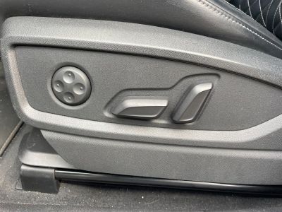 Audi Q5 55 tfsi e 367 s tronic 7 quattro line hybride rechargeable avec toit ouvrant audio bang and olufsen   - 45