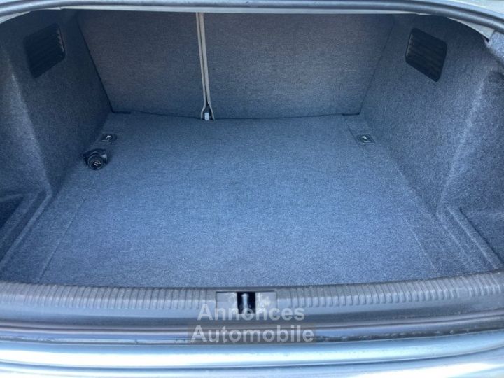 Audi A4 20 TDI 136CH DPF AMBIENTE / BOITE AUTO / - 15