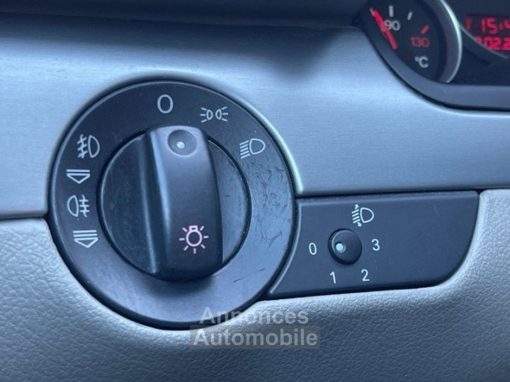 Audi A4 20 TDI 136CH DPF AMBIENTE / BOITE AUTO / - 17
