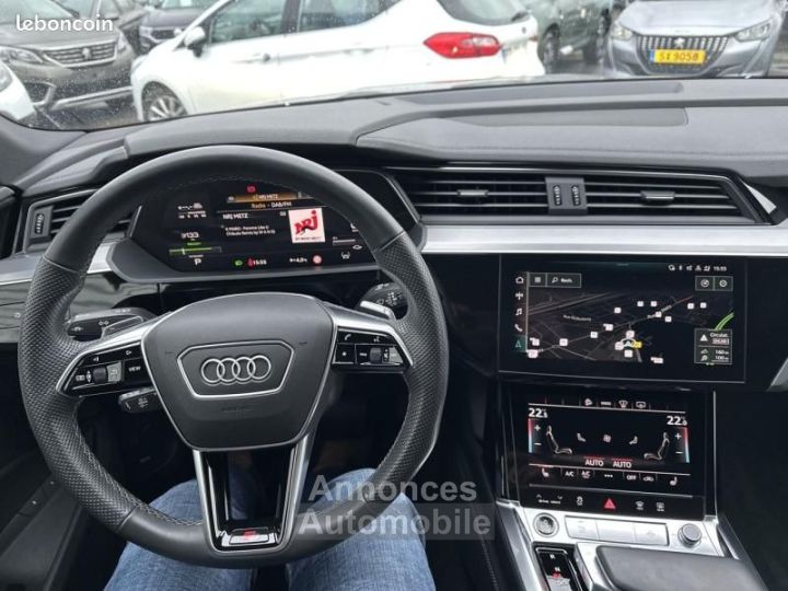 Audi e-tron 55 408ch S Line e-quattro - 37