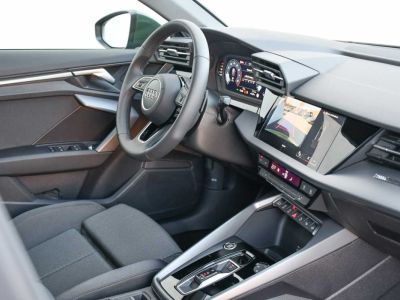 Audi A3 Sportback 30TFSI - S-LINE - CAMERA - ACC - DISTRICTGRUN -   - 17