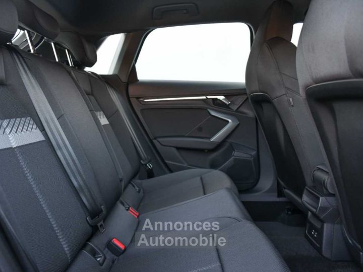 Audi A3 Sportback 30TFSI - S-LINE - CAMERA - ACC - DISTRICTGRUN - - 33