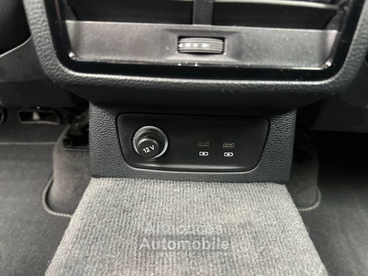 Audi Q3 45 TFSIe 245 ch S tronic 6 S line - 30