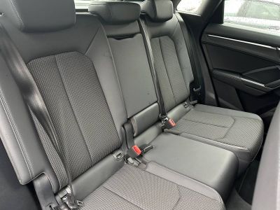 Audi Q3 45 TFSIe 245 ch S tronic 6 S line   - 36