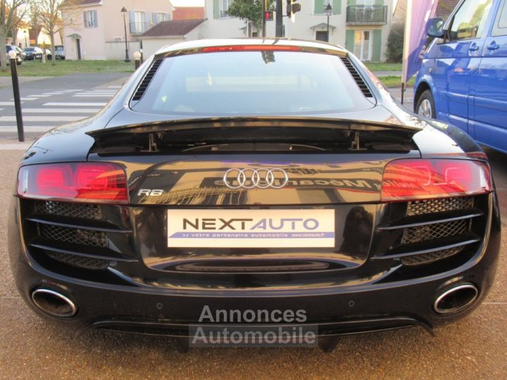 Audi R8 52 V10 FSI 525CH R TRONIC 6 - 7