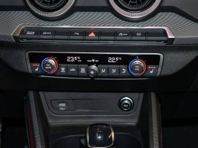 Audi SQ2 20 TFSI quattro LED Navi Pano Camera ATTEL   - 13
