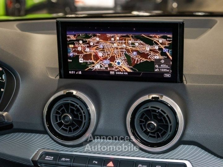 Audi SQ2 20 TFSI quattro LED Navi Pano Camera ATTEL - 14
