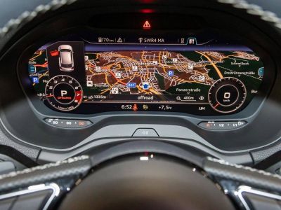 Audi SQ2 20 TFSI quattro LED Navi Pano Camera ATTEL   - 17