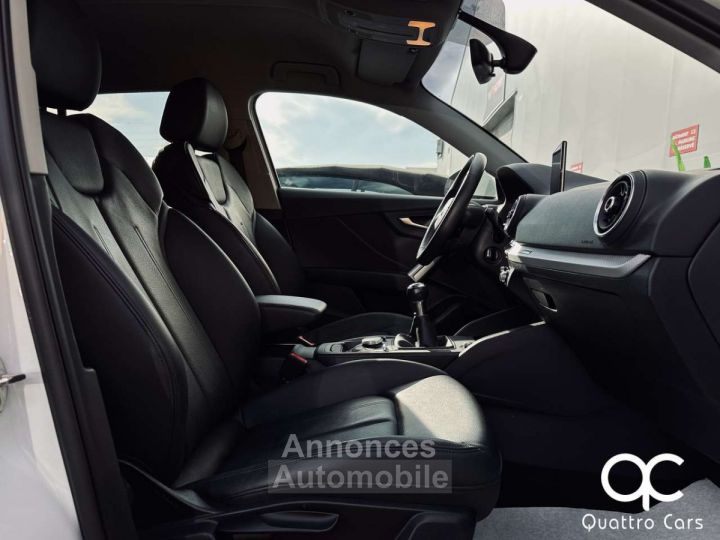 Audi Q2 10i S-LINE SUPER LOOK CUIR FEUX LED GPS GARANTIE - 11