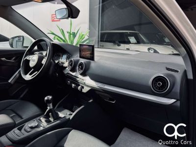 Audi Q2 10i S-LINE SUPER LOOK CUIR FEUX LED GPS GARANTIE   - 12