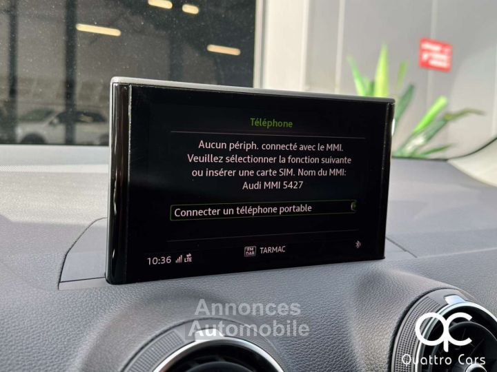 Audi Q2 10i S-LINE SUPER LOOK CUIR FEUX LED GPS GARANTIE - 17