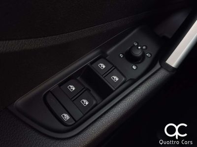 Audi Q2 10i S-LINE SUPER LOOK CUIR FEUX LED GPS GARANTIE   - 24