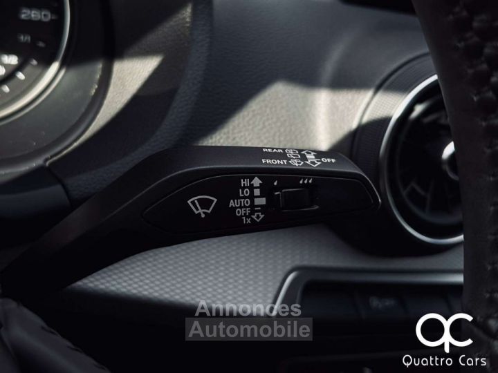 Audi Q2 10i S-LINE SUPER LOOK CUIR FEUX LED GPS GARANTIE - 27