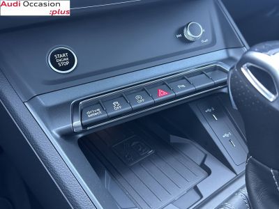 Audi Q3 35 TFSI 150 ch S tronic 7 S line   - 39