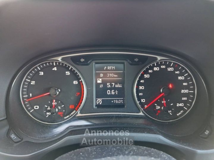 Audi A1 14 TFSI 125ch Ambition Luxe Boite auto * ENTRETIEN COMPLET * - 16