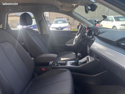 Audi Q3 20 35 TDI 150CH BUSINESS LINE APPLE CARPLAY %2B SIEGES CHAUFFANTS CAMERA RECUL   - 14