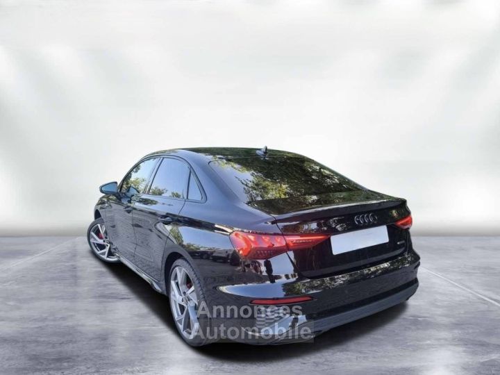 Audi A3 20 TFSI 40 Stronic S line quattro - 2