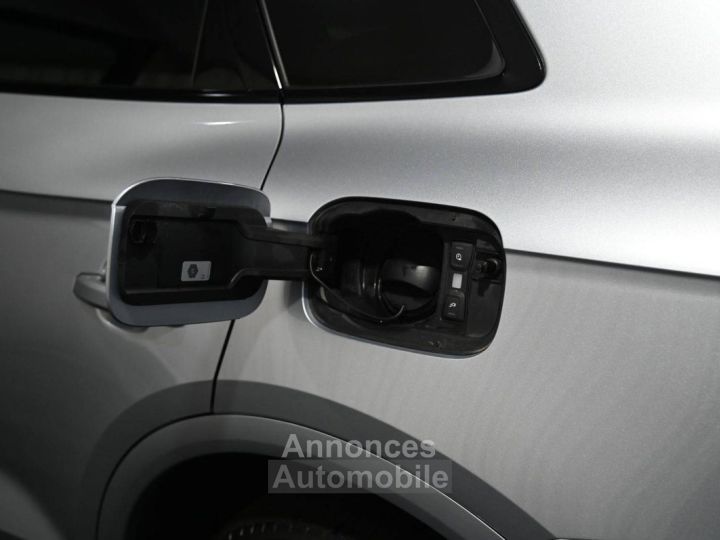 Audi Q5 50 TFSIe quattro S-Line%2B MATRIX/MMI%2B/PANO/19 - 34
