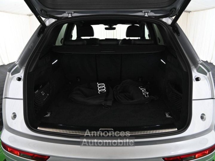 Audi Q5 50 TFSIe quattro S-Line%2B MATRIX/MMI%2B/PANO/19 - 36