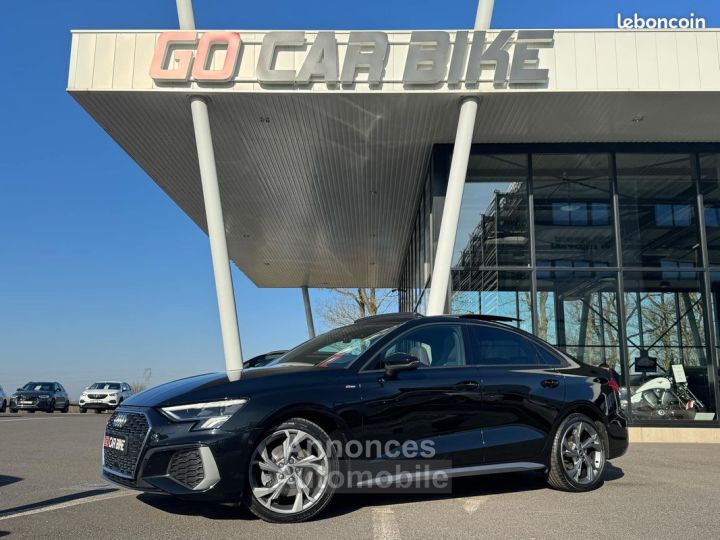 Audi A3 Berline S-Line 150CH S-Tronic Garantie 6 ans Toit ouvrant Camera de recul Affichage tête haute Apple CarPlay GPS 18P 429-mois - 1