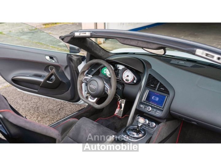 Audi R8 Spyder GT 52 FSI quattro 182/333 - 13