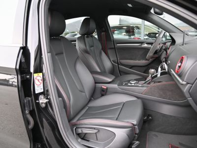 Audi RS3 Limousine 25 TFSI RS-Design   - 14