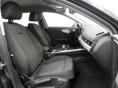 Audi A4 Avant 40 TDI 190CH BUSINESS LINE STRONIC 7   - 7