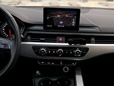 Audi A4 20 TDI 150 BUSINESS LINE S tronic 7   - 8