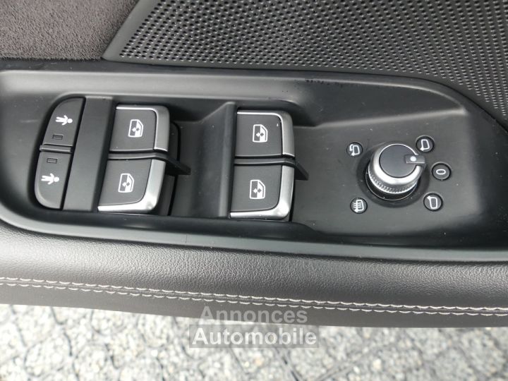 Audi RS3 SPORTBACK 25 TFSI 400CH QUATTRO S TRONIC 7 - 19