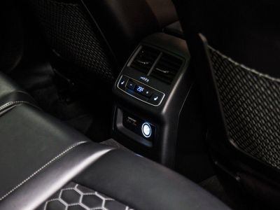 Audi RS4 2,9 TFSi Avant quattro Tiptr 5d   - 12