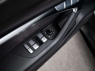 Audi RS6 Avant 40 V8 TFSI Quattro Tiptronic FULL OPTION   - 23