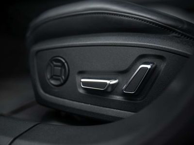 Audi RS6 Avant 40 V8 TFSI Quattro Tiptronic FULL OPTION   - 26
