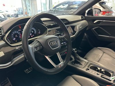 Audi Q3 35 TFSI 150 ch S tronic 7 S line   - 2