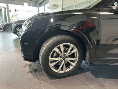 Audi Q3 35 TFSI 150 ch S tronic 7 S line   - 16