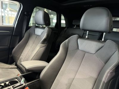 Audi Q3 35 TFSI 150 ch S tronic 7 S line   - 19