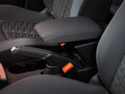 Audi A1 Sportback 30 TFSI 116 ch S tronic 7 Design   - 13
