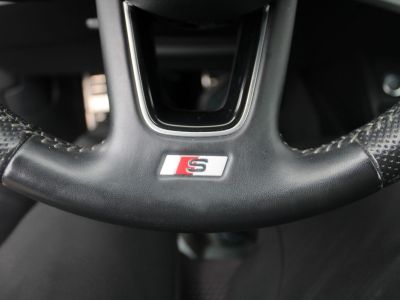 Audi A5 CABRIOLET S-LINE 2L TDI 150 CV GPS 3D FULL LED JA19 ATTELAGE PK HIVER RÉGULATEUR BLUETOOTH   - 17