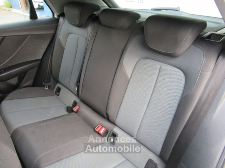 Audi Q2 14 TFSI 150CH COD BUSINESS LINE S TRONIC 7 - 9