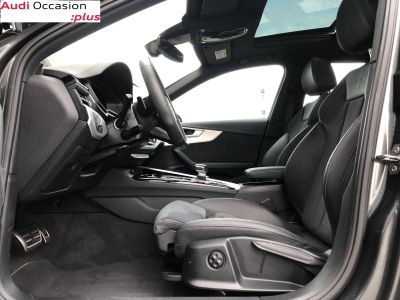 Audi A4 Avant 40 TDI 204 S tronic 7 S line   - 12