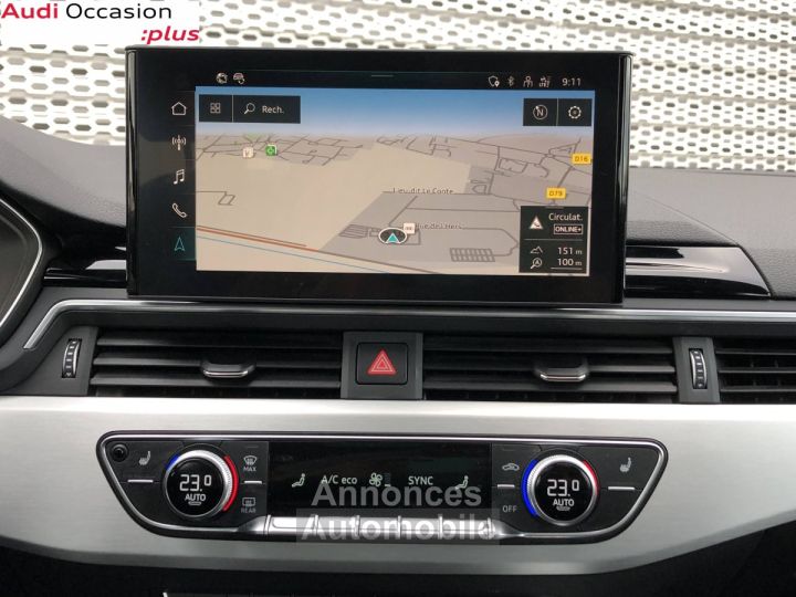 Audi A4 Avant 40 TDI 204 S tronic 7 S line - 29