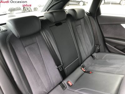 Audi A4 Avant 40 TDI 204 S tronic 7 S line   - 32