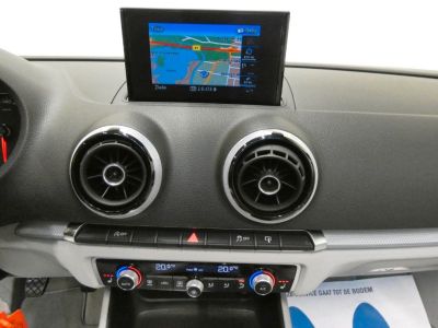 Audi A3 III 20 TDI 184 BOITE MANUELLE AMBIENTE Cabriolet *GARANTIE 12 MOIS*   - 12