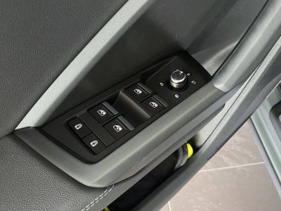 Audi Q3 35 TFSI 150 ch S tronic 7 S line   - 11